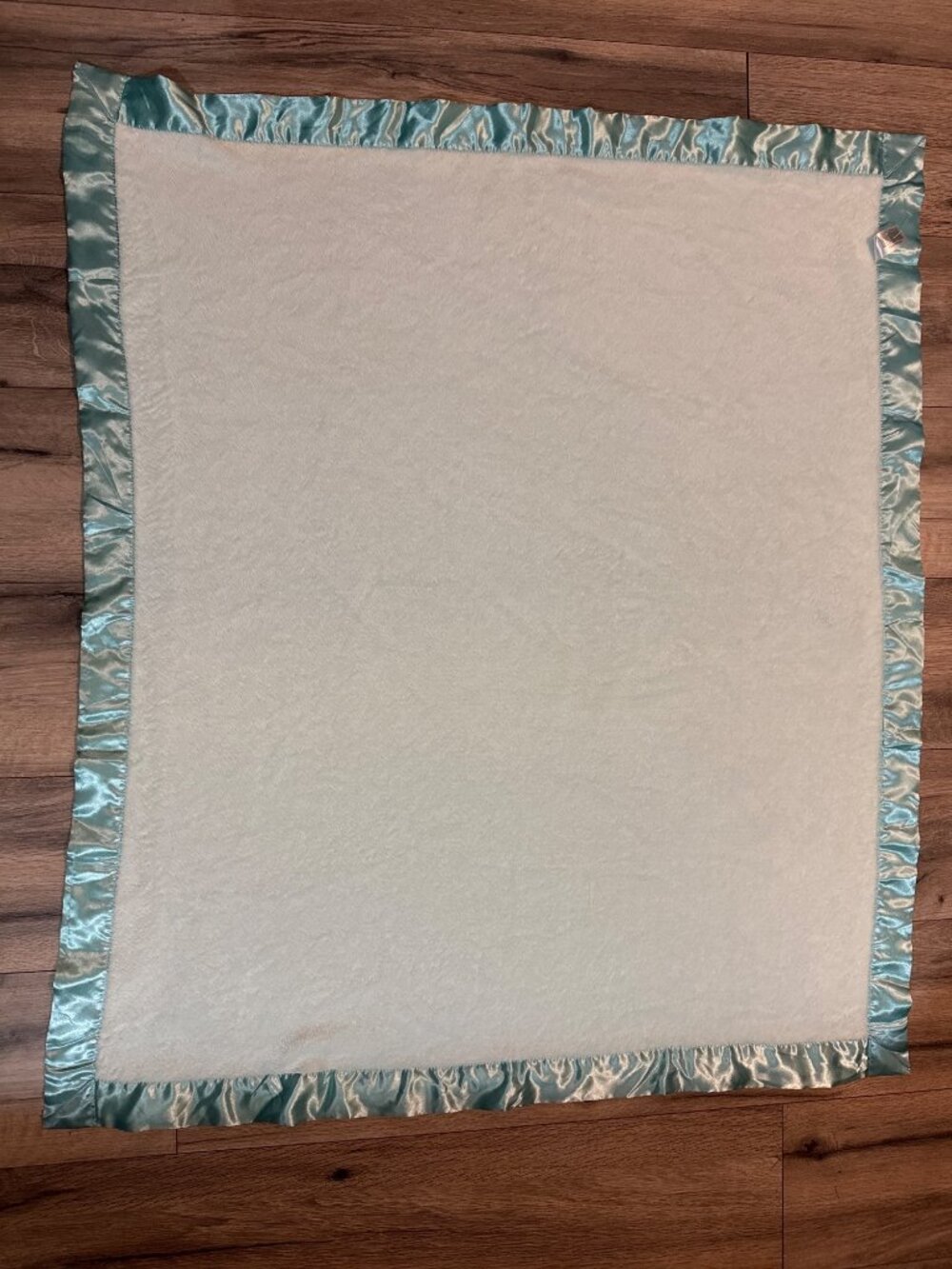 Walgreens Soft Teal Green Baby Blanket With Satin Trim 36"x30" 100% Polyester Ma